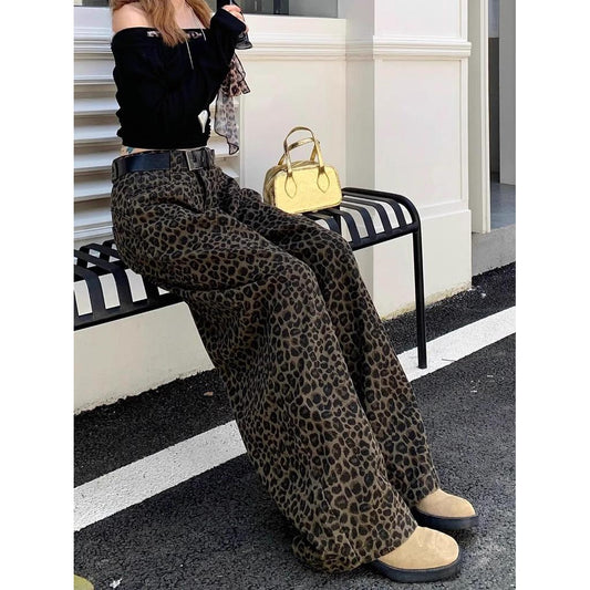 Calça Jeans Wide Leg Animal Print Feminina de Cintura Alta | Tendência Fashion
